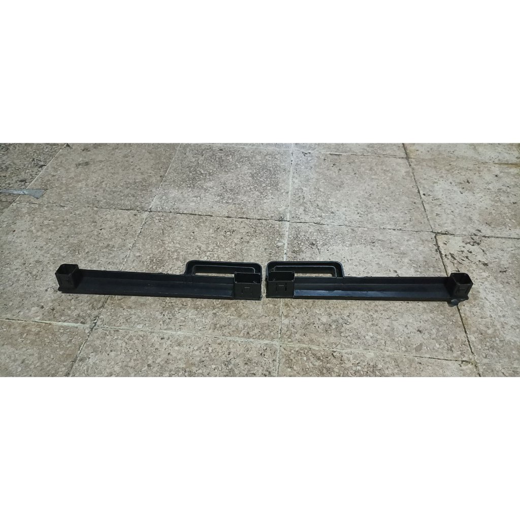 Engsel Part Lemari Plastik Part Kurang Pengganti Rusak Hilang Pintu