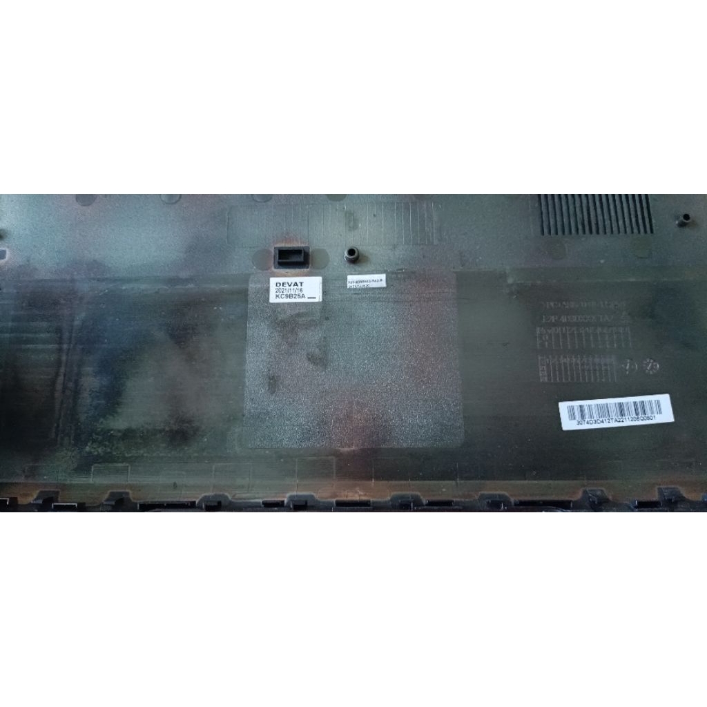 casing laptop MSI modern 14 B5M LCD back cover bottom case, pecah sedikit bagian sudut kanan