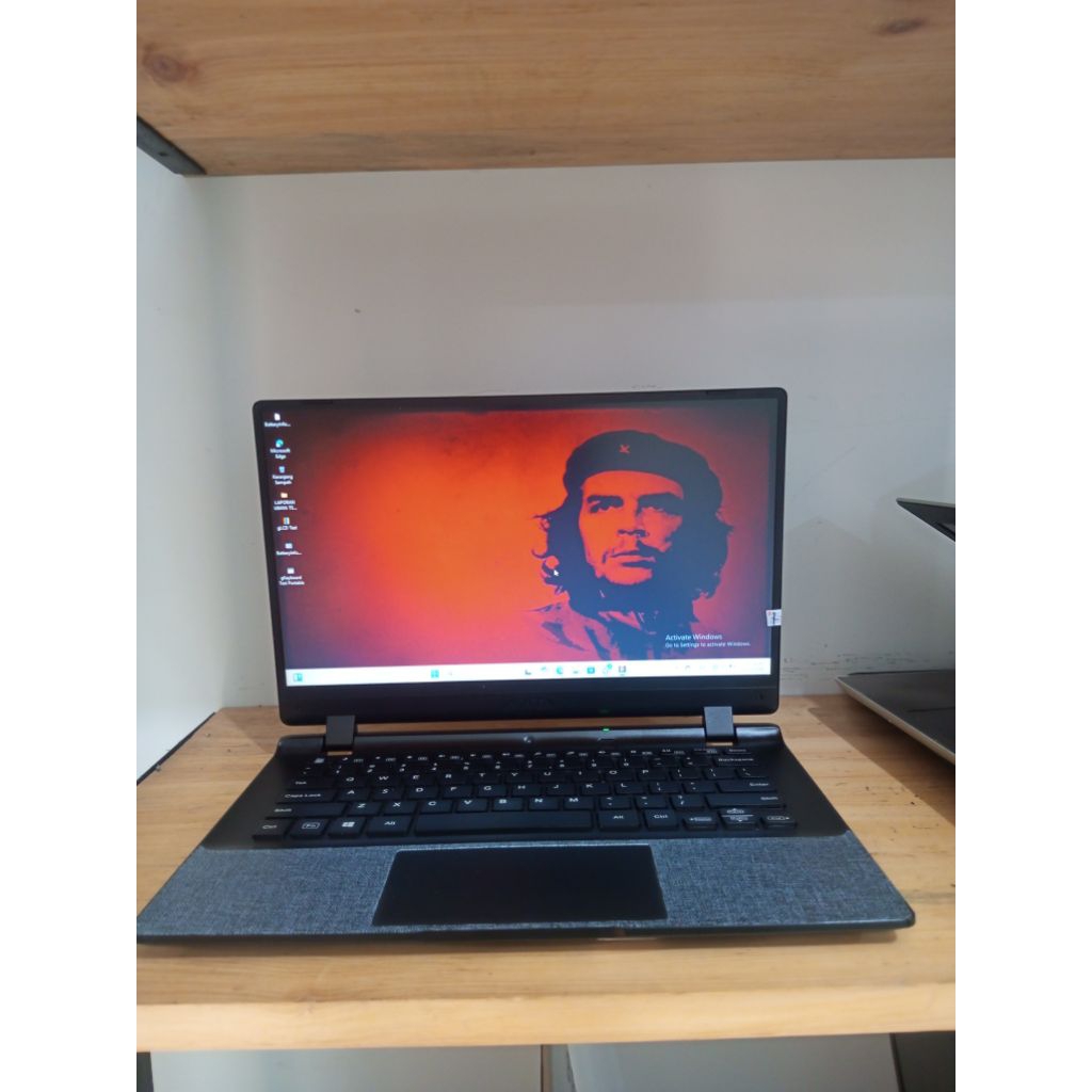 Avita Essential 14 Intel N4020 DDR 4GB SSD 128GB nvme 14" Baterai 5 jam