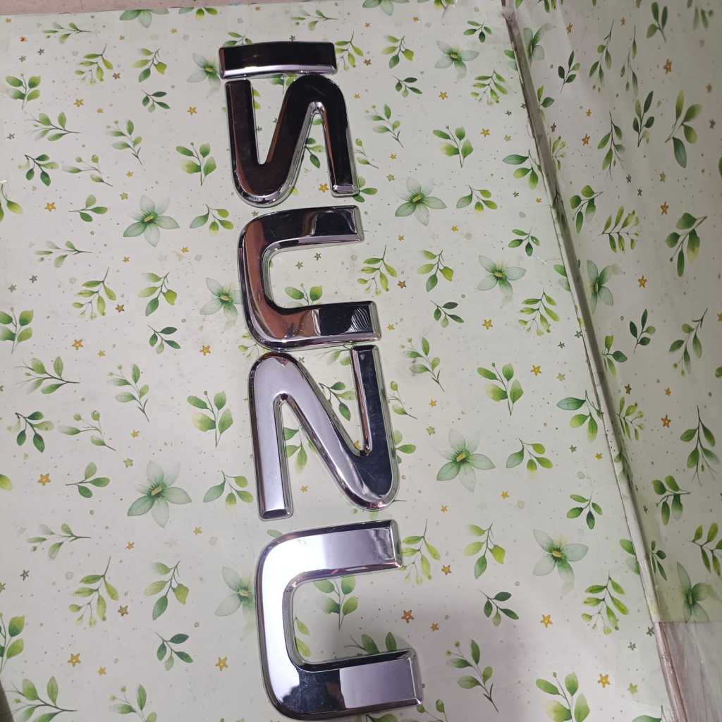 EMBLEM LOGO ISUZU KABIN DEPAN RANGGA ELF NKR 55 NKR 7 ORIGINAL ASLI 1PCS