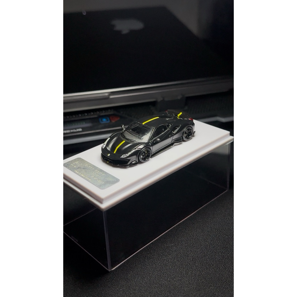 Dcm ferrari 488 pista