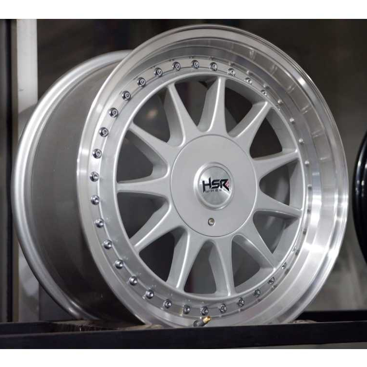 Velg Mobil Ring 17 Lebar Depan 8 Belakang 9 Pcd 4x100 - 4x114,3 Et Depan 42 Belakang 35 r17