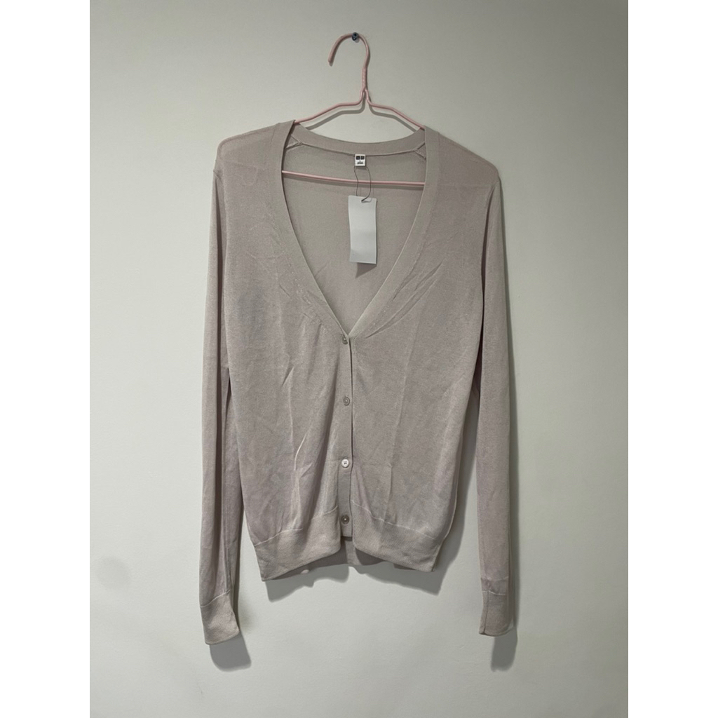 Cardigan Uniqlo Kancing Sweater Rajut Outwear Casual Atasan Cream Lengan Panjang Premium Mewah Top W