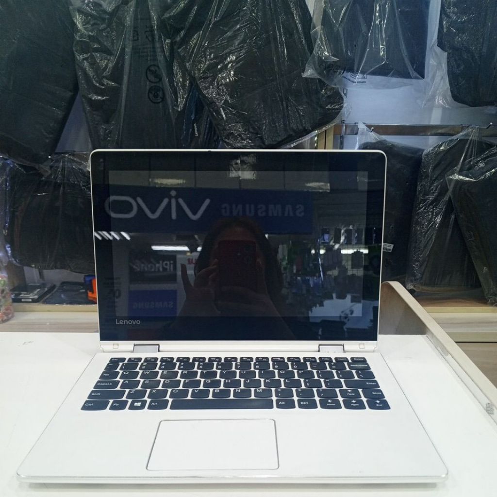 Laptop second Lenovo yoga 310 11 inch