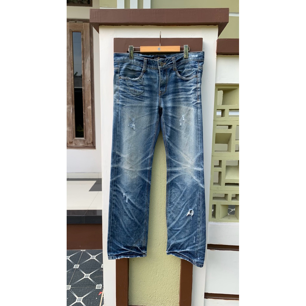 fedding jeans red bull not selvege