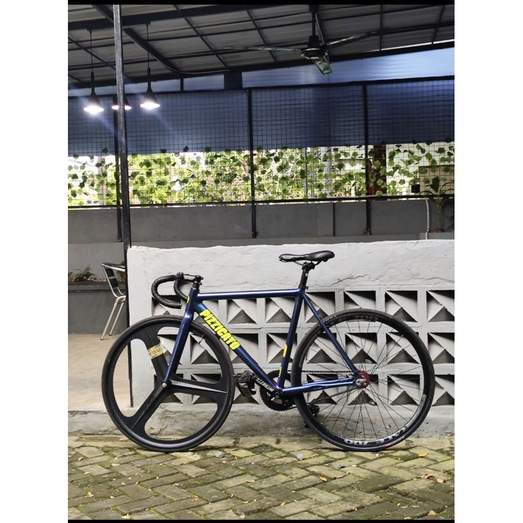 full bike sepeda fixie Pizzicato