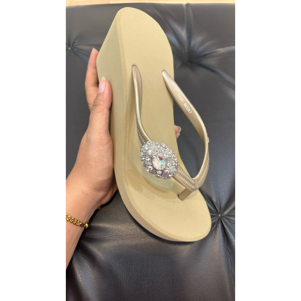 Sandal Popits ori USA 7cm