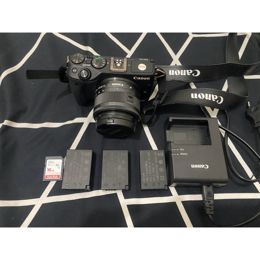 Canon EosM3