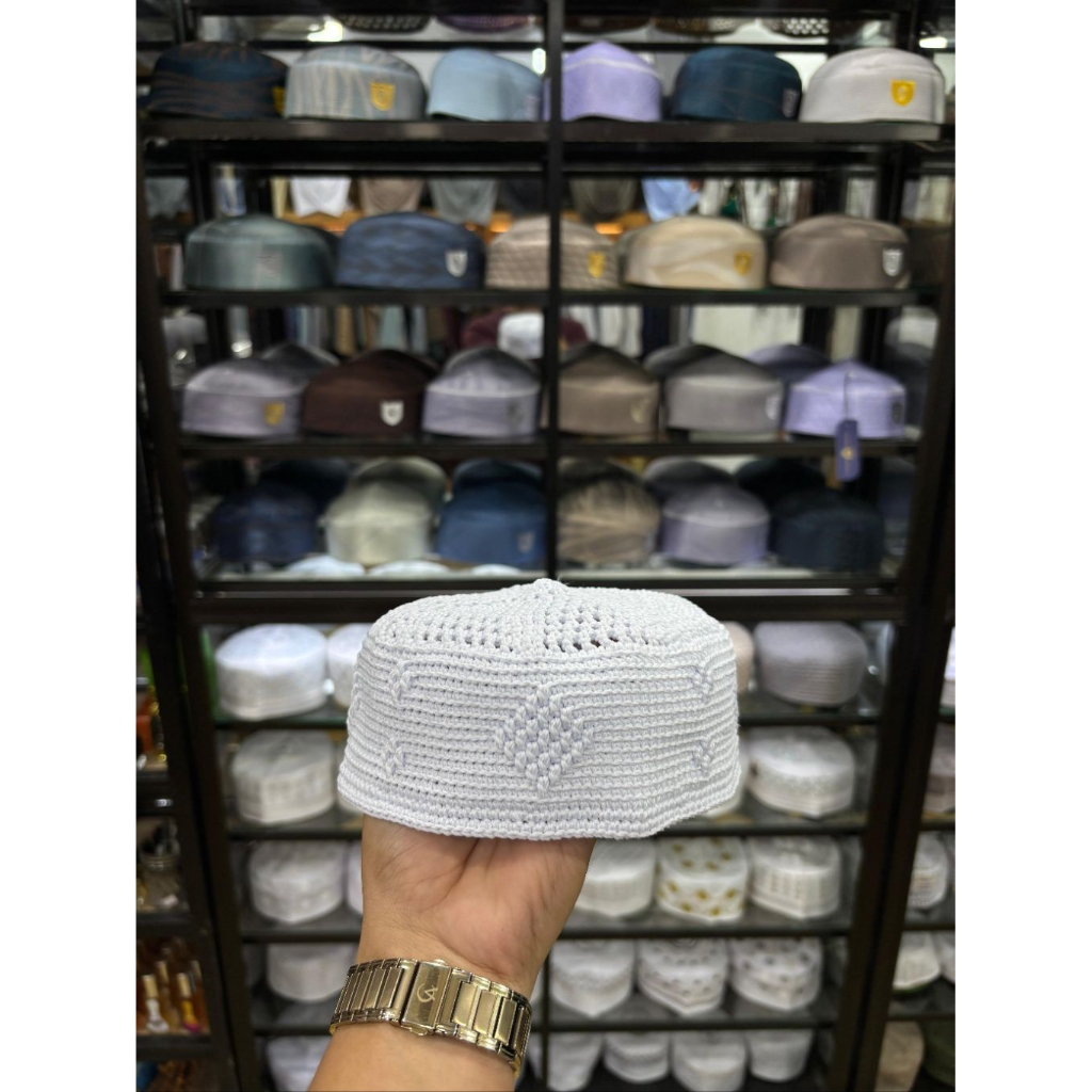 TERBARU — KOPIAH RAJUT HANDMADE PREMIUM (BUATAN TANGAN)
All Size – Tinggi 4cm / 5cm / 6cm