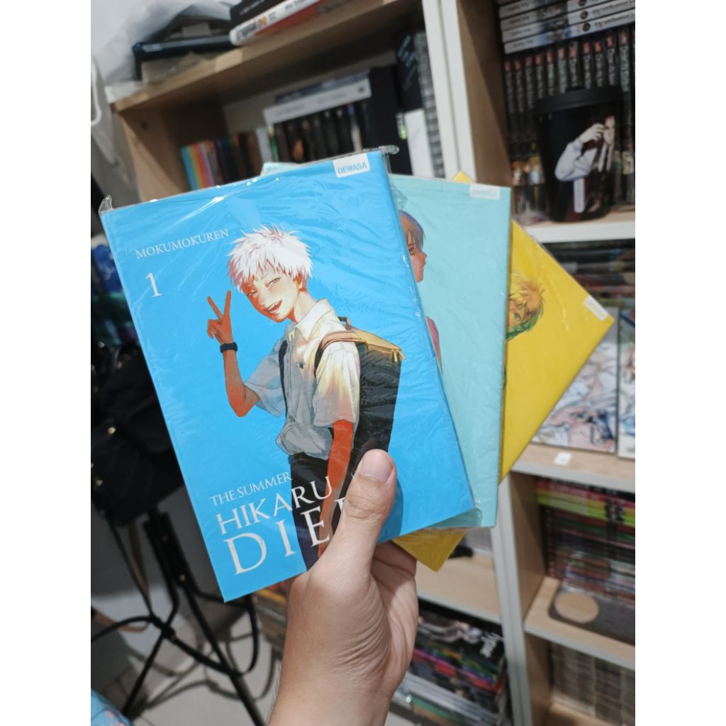 Komik The Summer Hikaru Died Vol 1-3