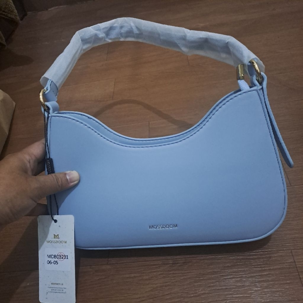 Mossdom *Darby bag* blue. Tas bahu wanita.