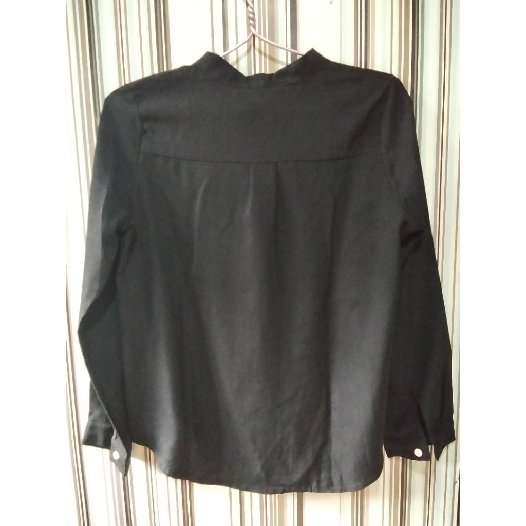 Blouse kutu baru hitam