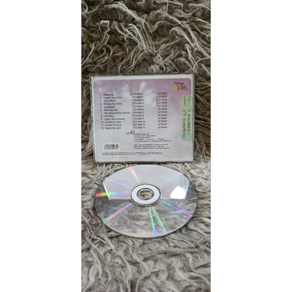 UNGU MELAYANG KASET CD