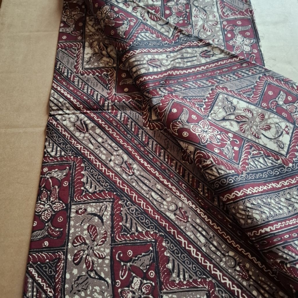 Kain Batik Lereng Seling Bata Merah Maroon Rok Kemeja Selendang