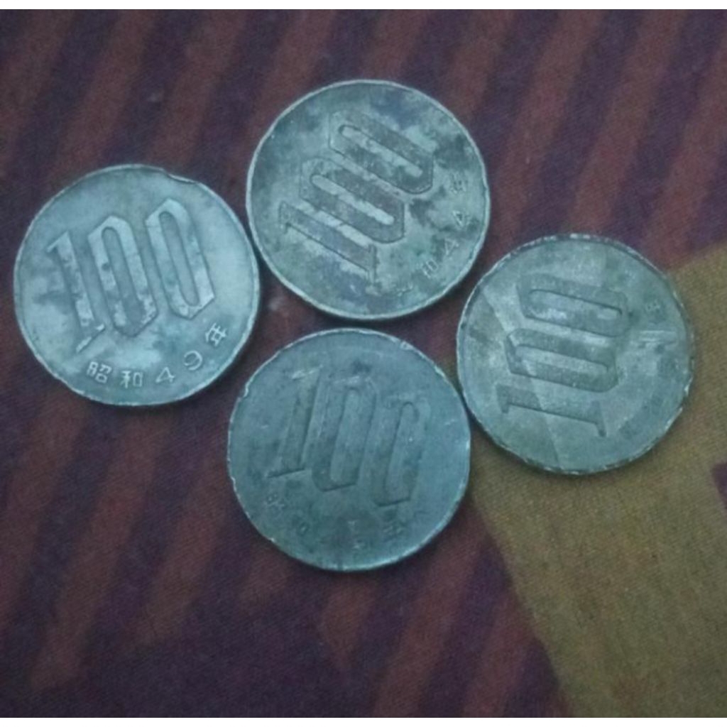 CB 100 Yen Jepang Japan Koleksi Koin Coin Logam Bekas Lama Kuno Jadul Langka Luar Negeri Mancanegara