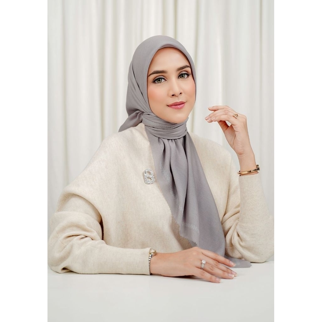 Today Scarf Buttonscarves
