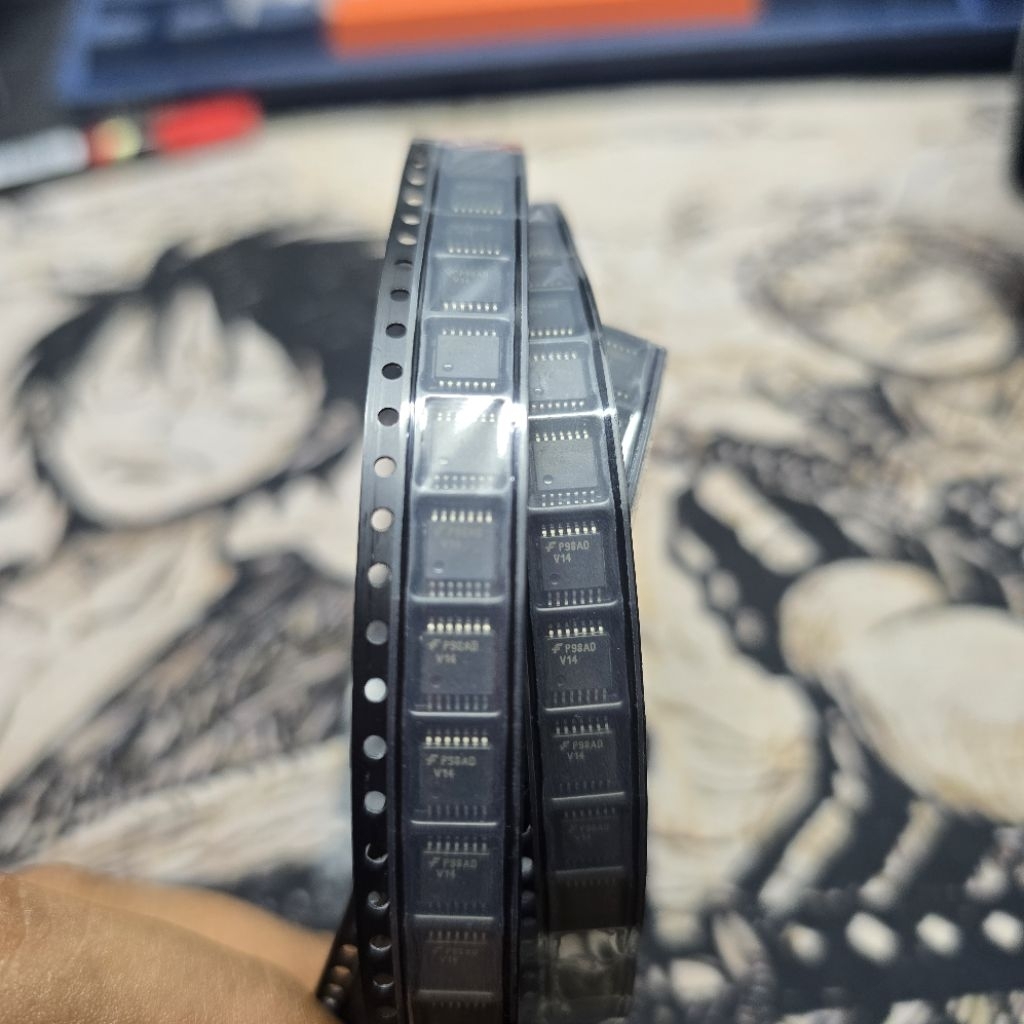 74VHC14MTCX TSSOP-14 Hex Schmitt Inventer #48