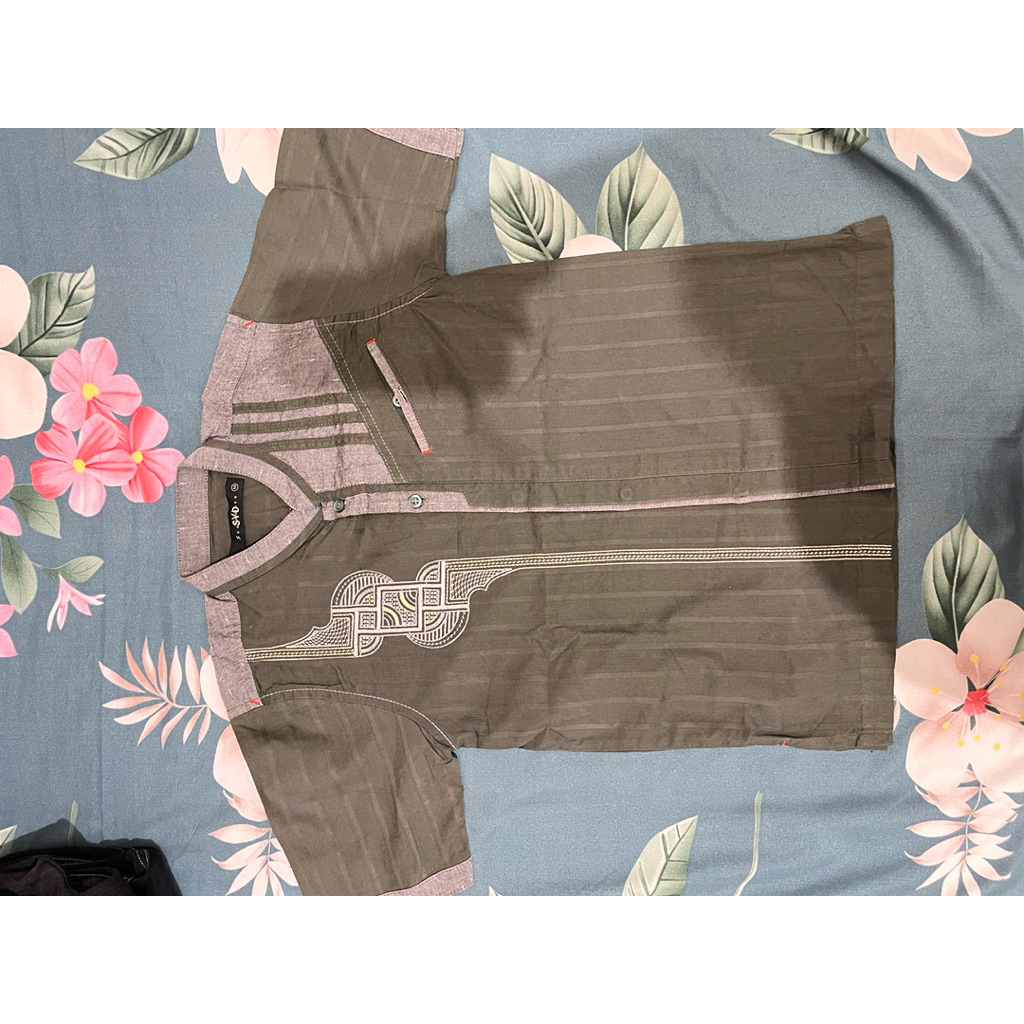 PRELOVED - BAJU KOKO ANAK MERK SYAHDIKA UKURAN M