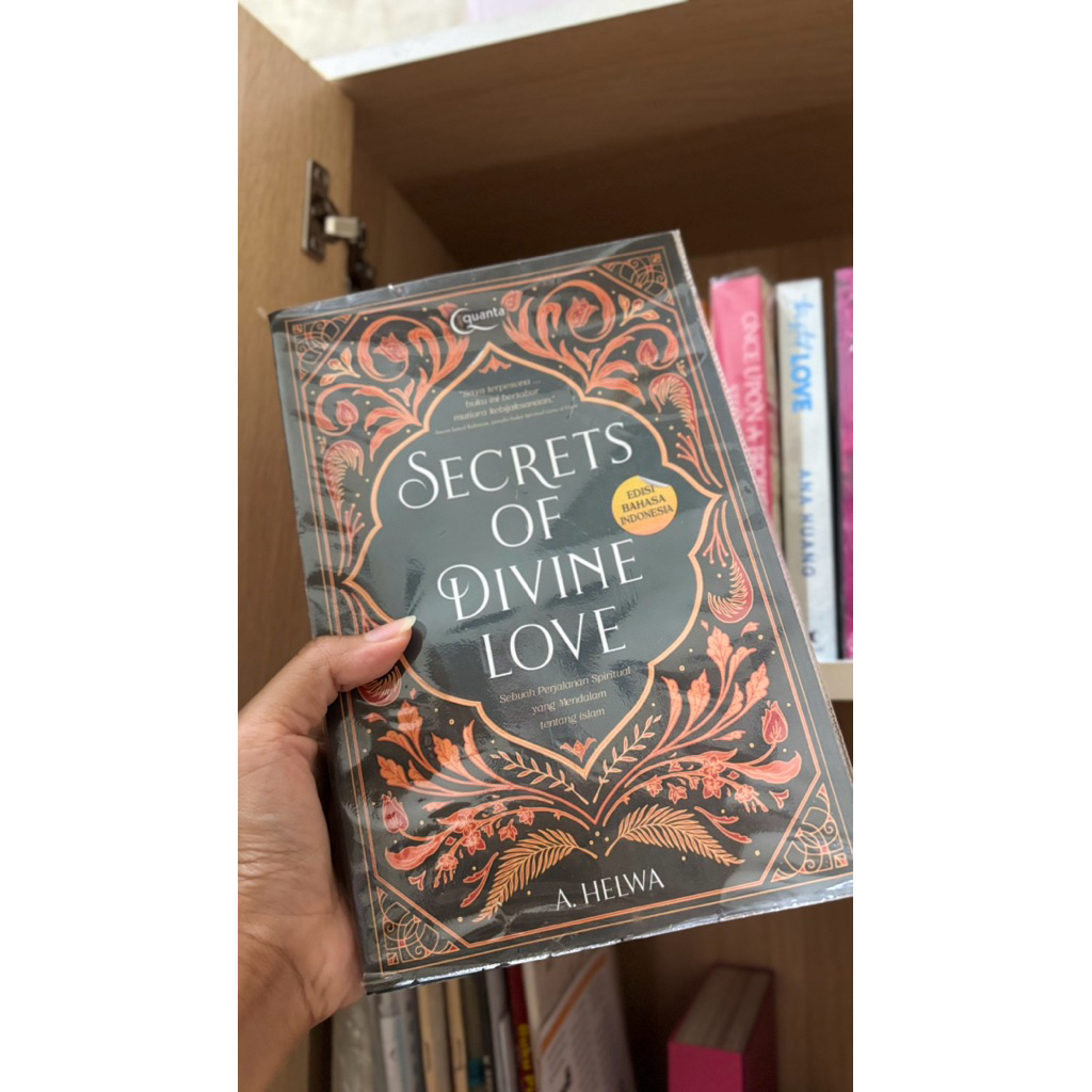 Secret of Divine Love (preloved)