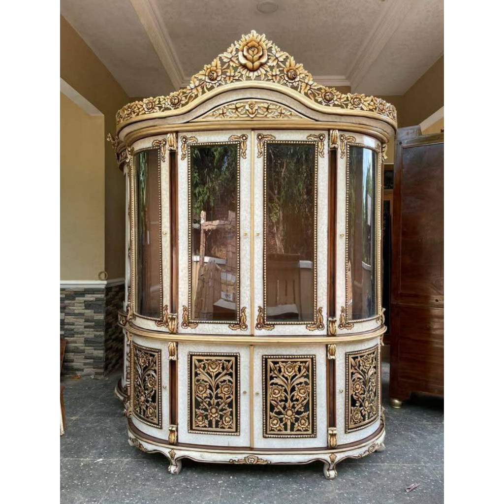 Lemari Hias Ukir Jepara Pintu 4 Jati Tua Asli Motif Bunga