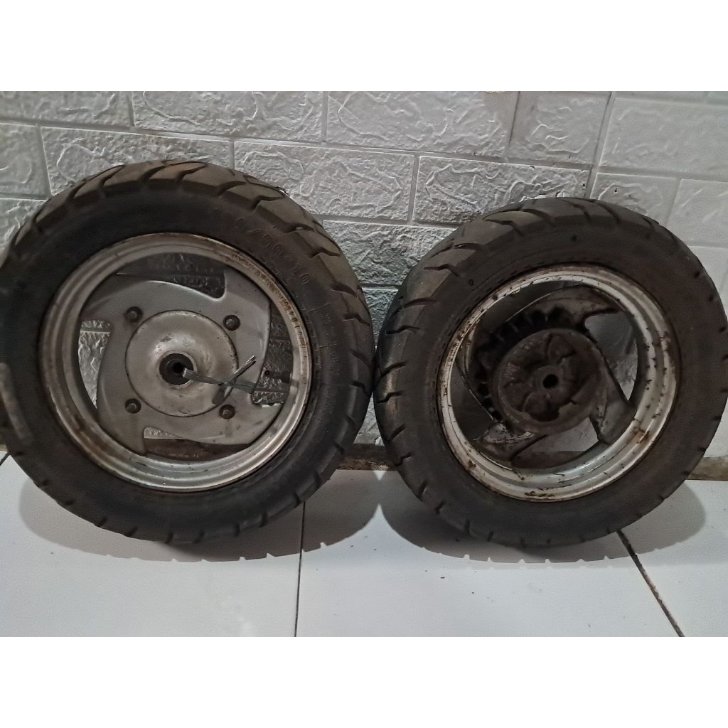 Velg pelek Kymco kimco set mocin motor custom honda monkey dll original kelengkapannya sesuai difoto