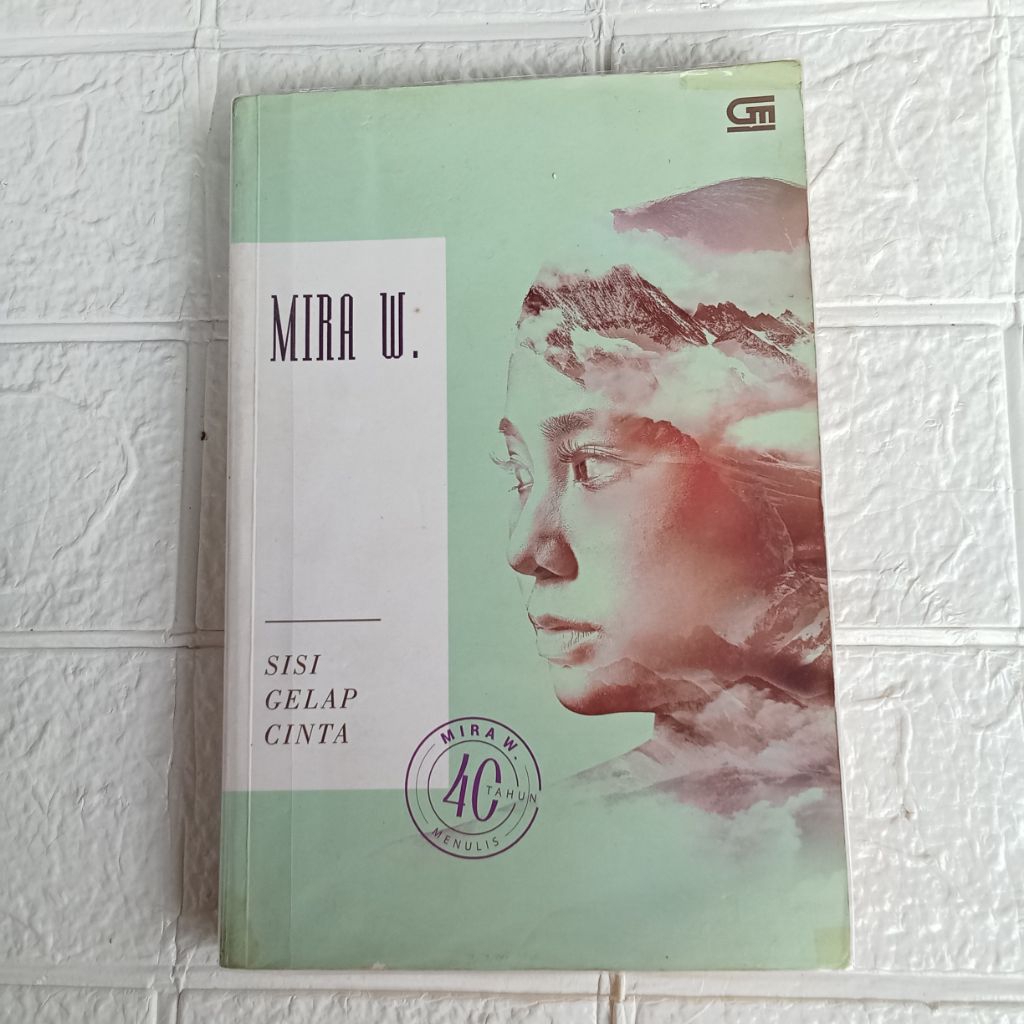 NOVEL BEKAS ORI 100% - SISI GELAP CINTA