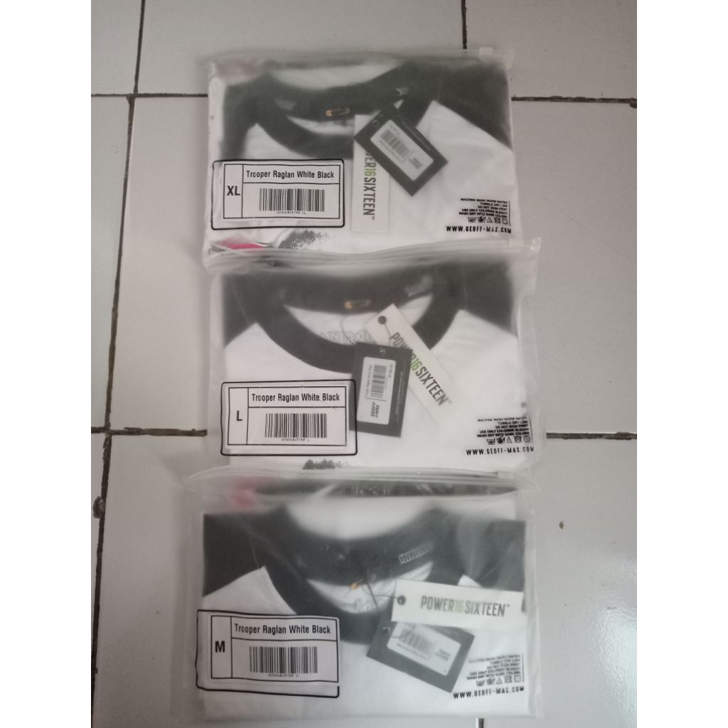 2 PCS GEOFF MAX X IRON MAIDEN- RAGLAN TROOPER WHITE BLACK 2 pcs