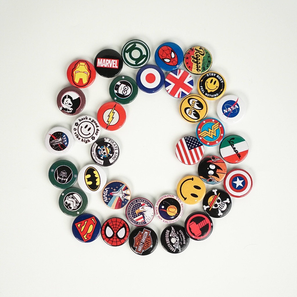 Pin Bros Karakter Superhero Marvel Ukuran 2,5 cm Glossy
