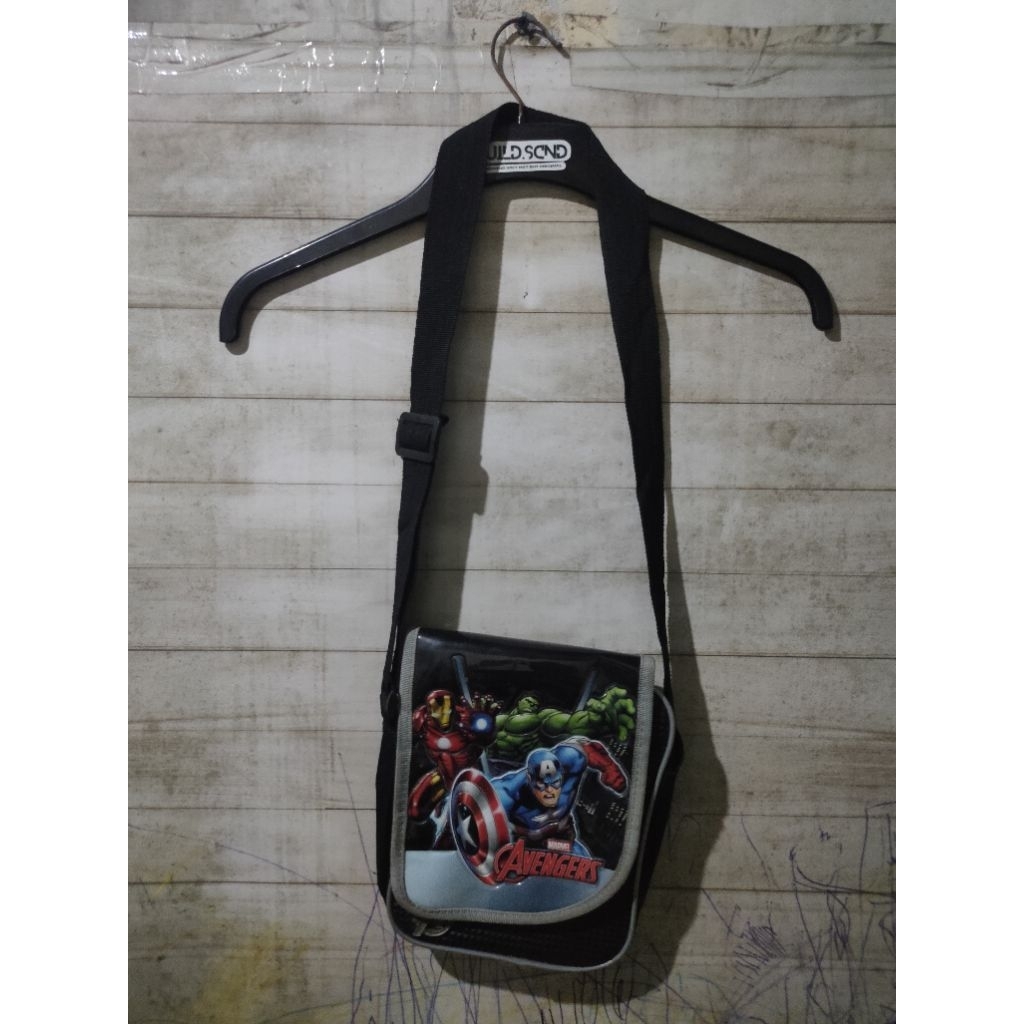 Slingbag Marvel Avengers Kids Original Official Black Tas Anak