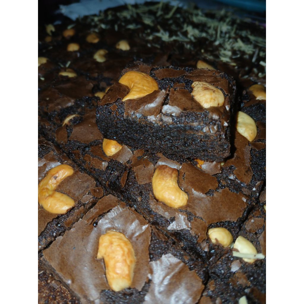 FUDGY BROWNIES BROWNIES LEGIT BROWNIES MINI