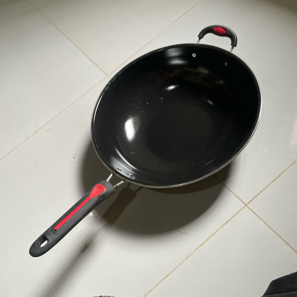 Wajan Penggorengan 34CM Besi Hitam besar jumbo wajan anti lengket penggorengan