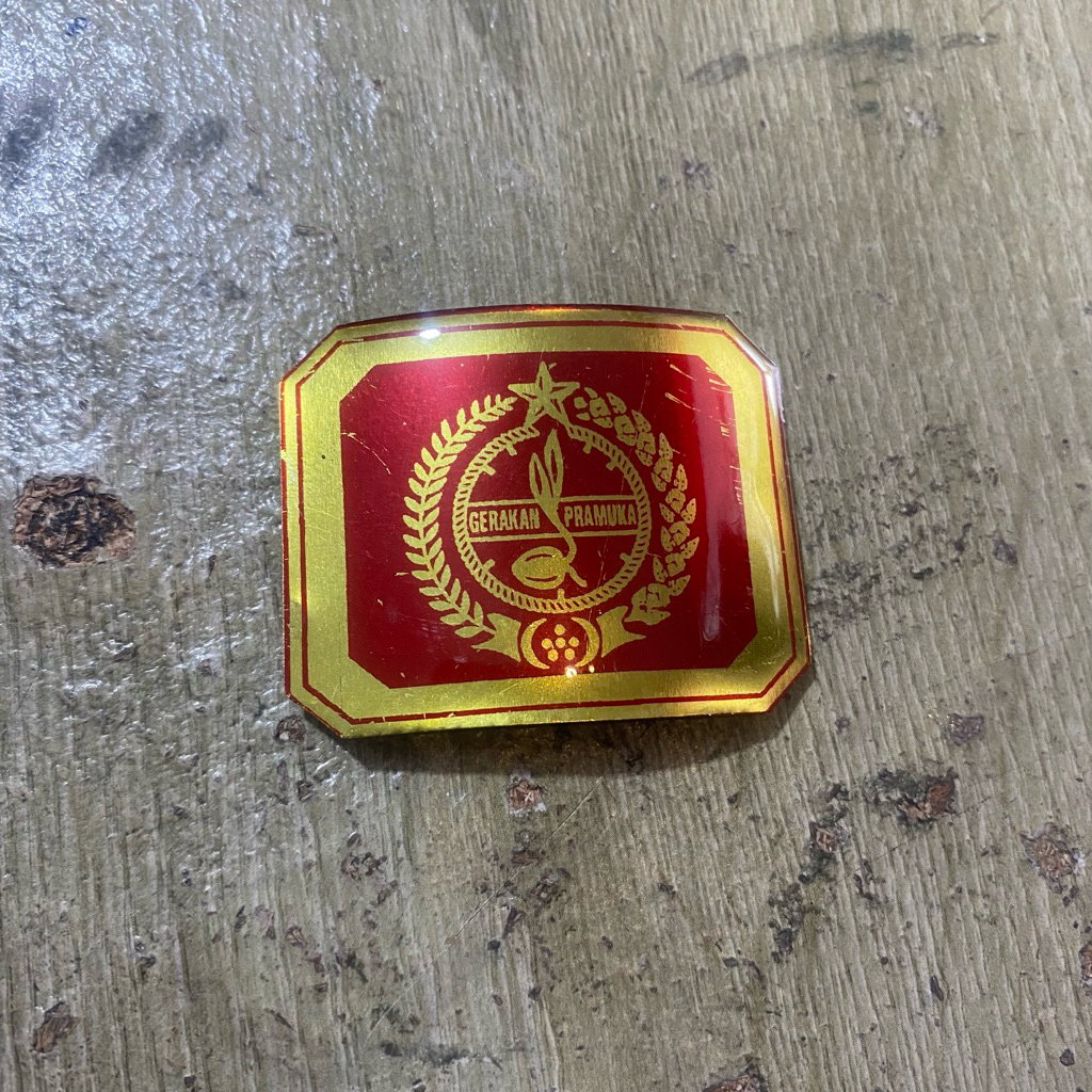 Tanda Topi Emblem Putra Boni Pramuka  Resin Fiber Penggalang