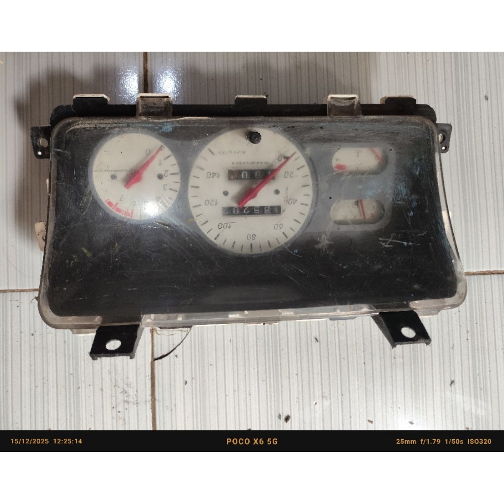 spidometer suzuki futura injeksi rpm jalan,yang lainya gambling barang asli copotan minus kaca agak 