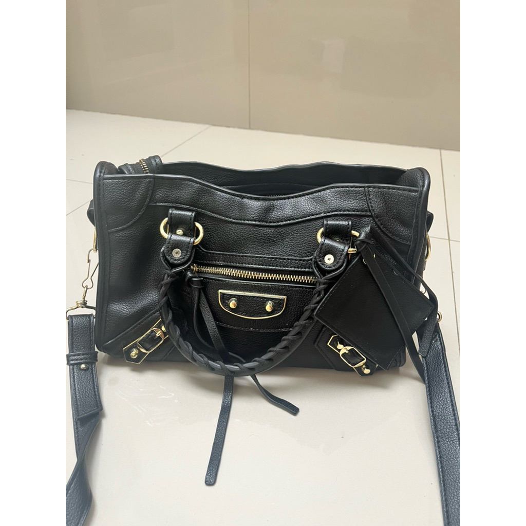 Balenciaga city bag