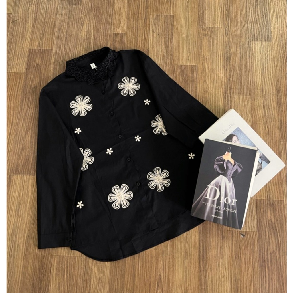 Kemeja katun wanita motif bunga gede kecil