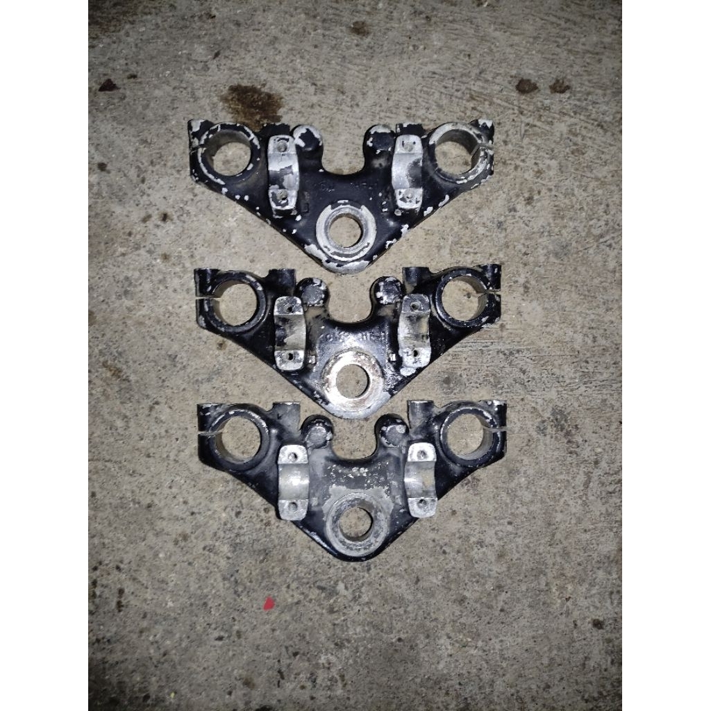 T atas segitiga atas honda tiger lama/mp hiu ori copotan