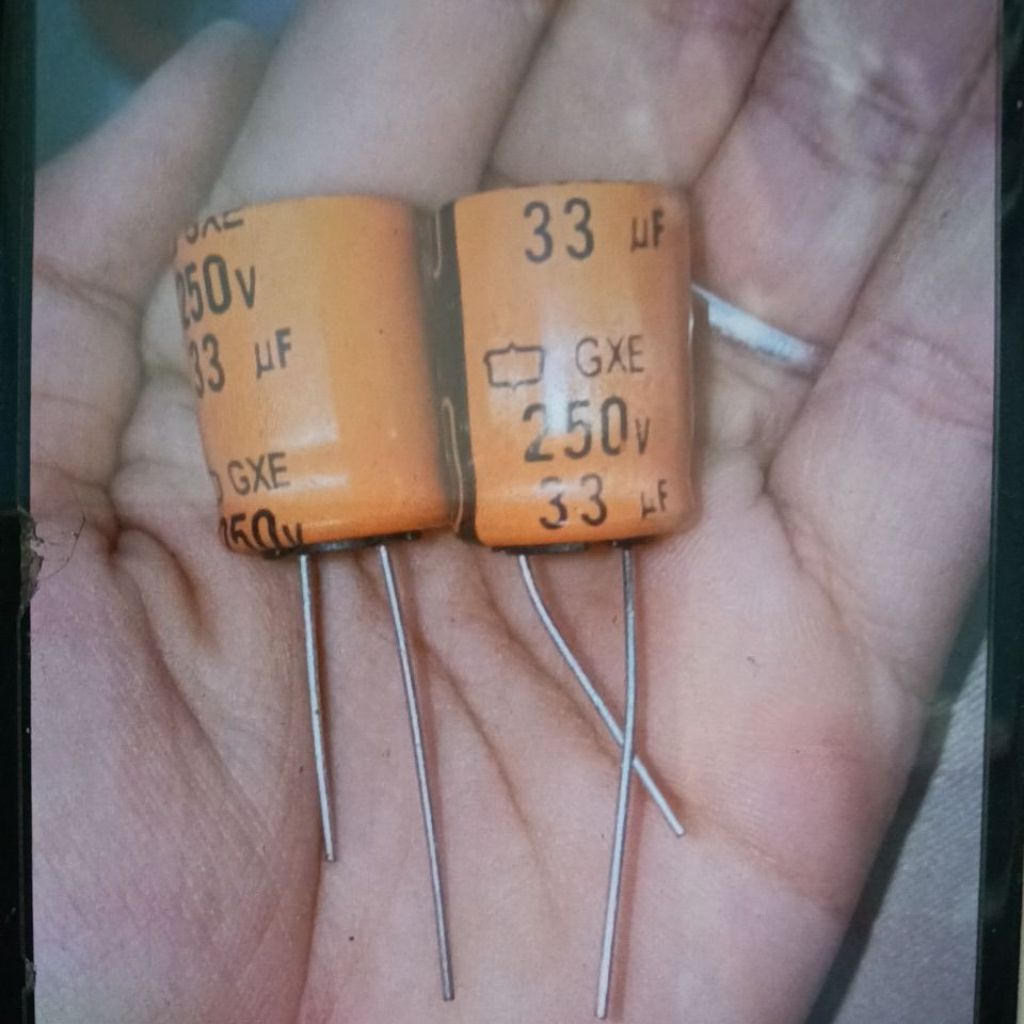 elko elco 250v 33uf elko 250v33uf