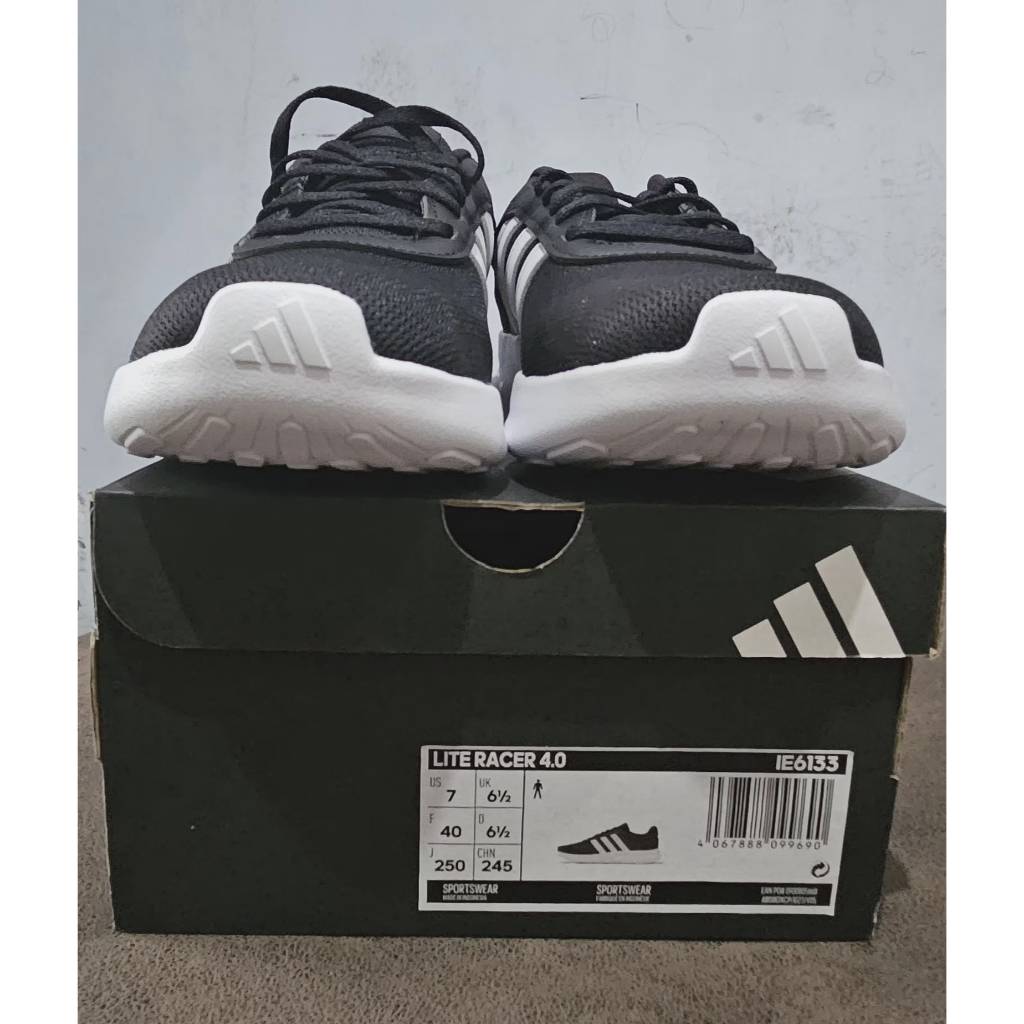 Adidas Lite Racer 4.0 size 40