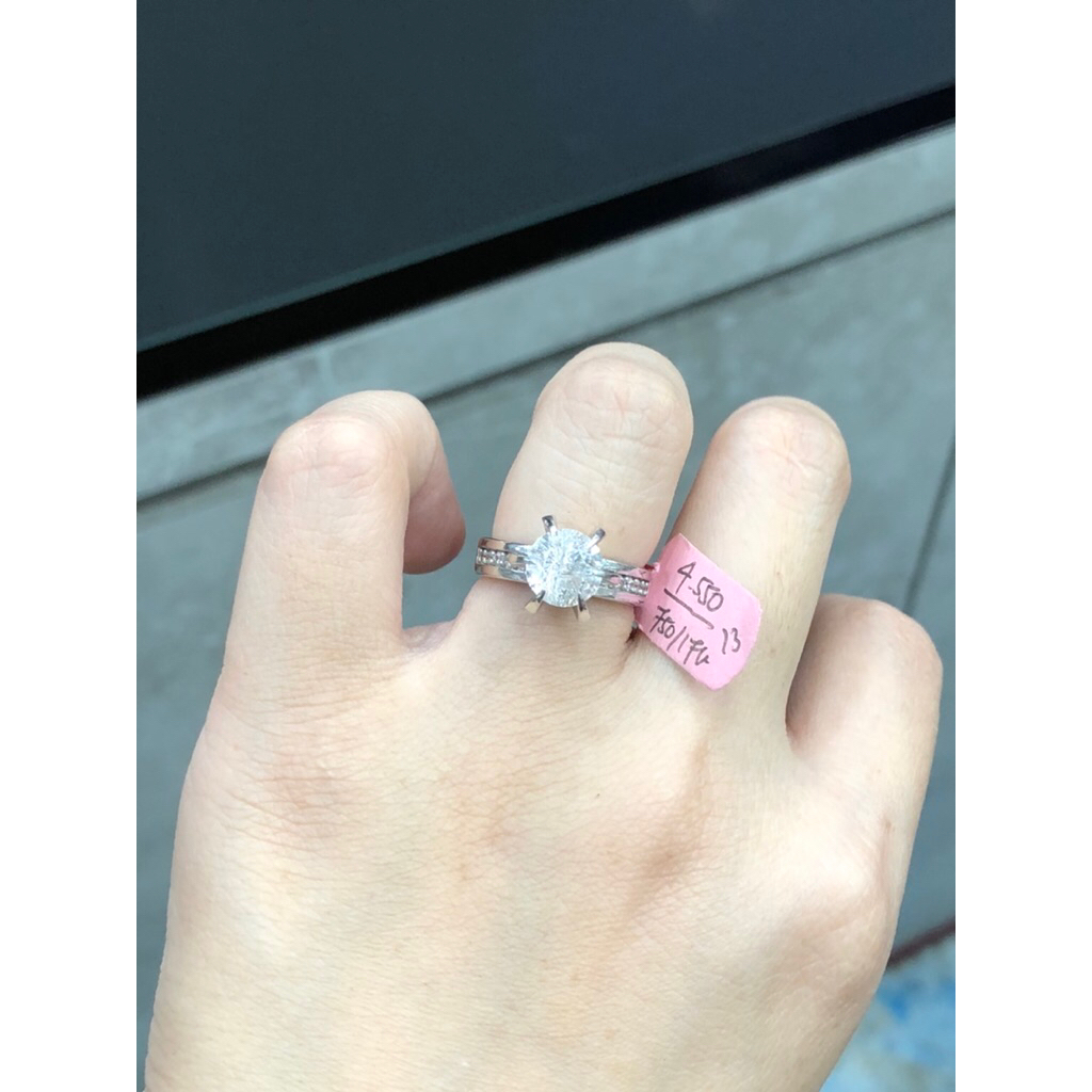 Cincin soliter emas putih asli kadar 750/17K