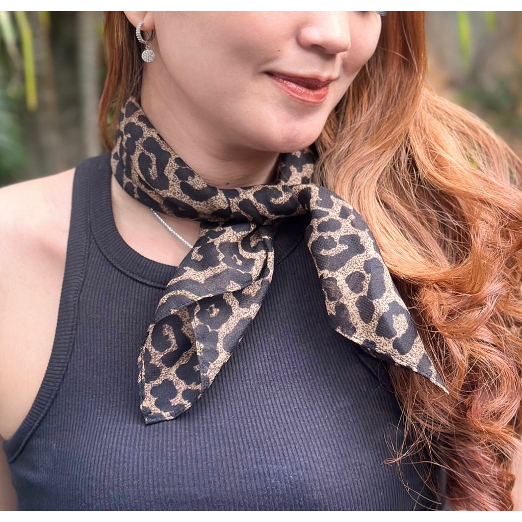 SYAL BANDANA SCARF KOTAK SEGITIGA NECKSCARF MOTIF MACAN LEOPARD CHIFFON CERUTI SIFON SILK SILKY COTT