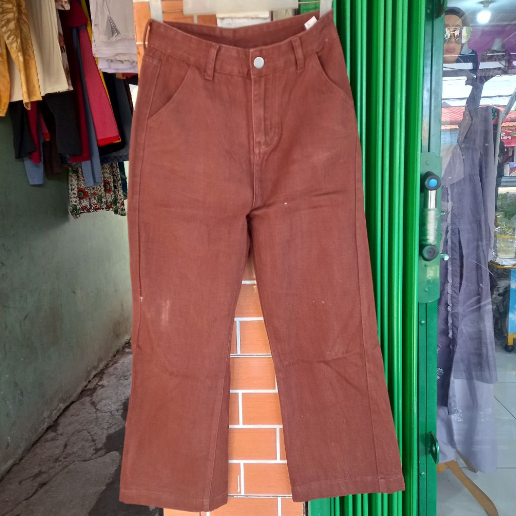 Lulu Jeans Wanita Coklat High Waist Preloved Barang Pribadi