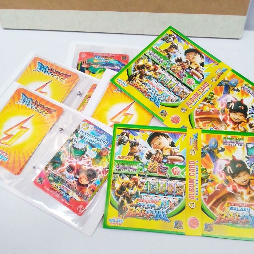 1 Album Boboiboy + 8 Lembar Kartu Boboiboy Didalamnya