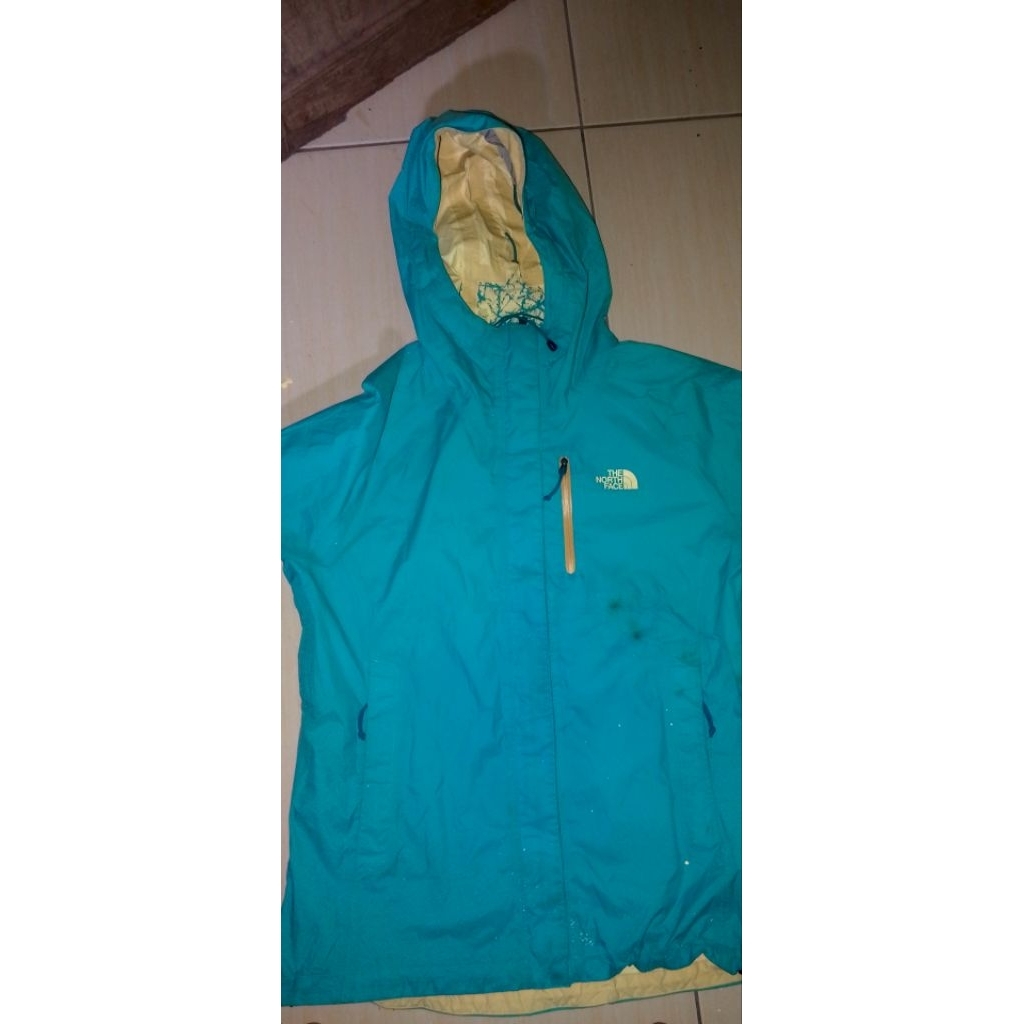 jaket tnf