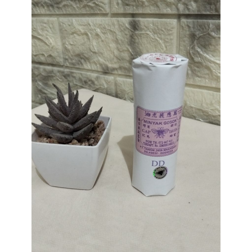 Minyak tawon DD 30ML original/minyak urut tawon 30ml/minyak oles cap tawon sedang 30ml