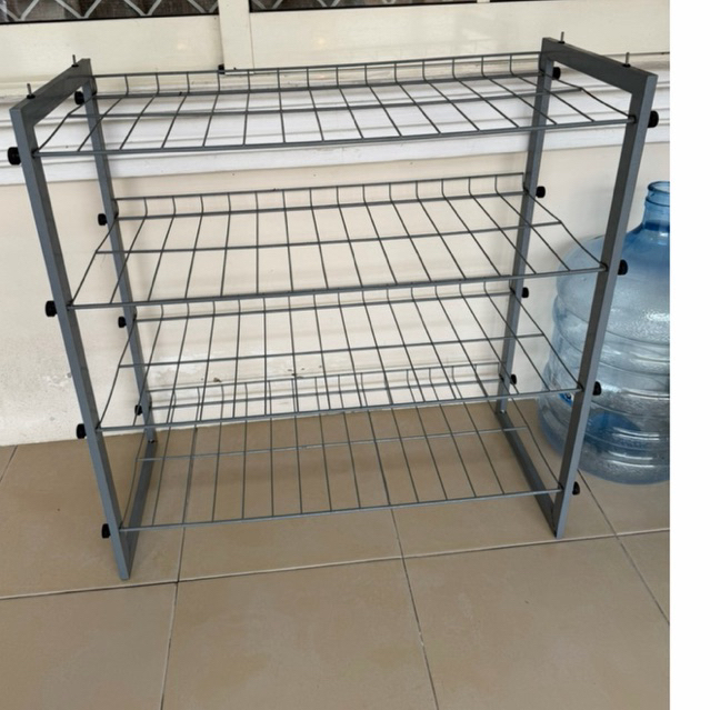 preloved like new Stora Rak Sepatu 4 Tingkat - Silver Shoe Rack Organizer Sandal Sepatu Kabinet Alas