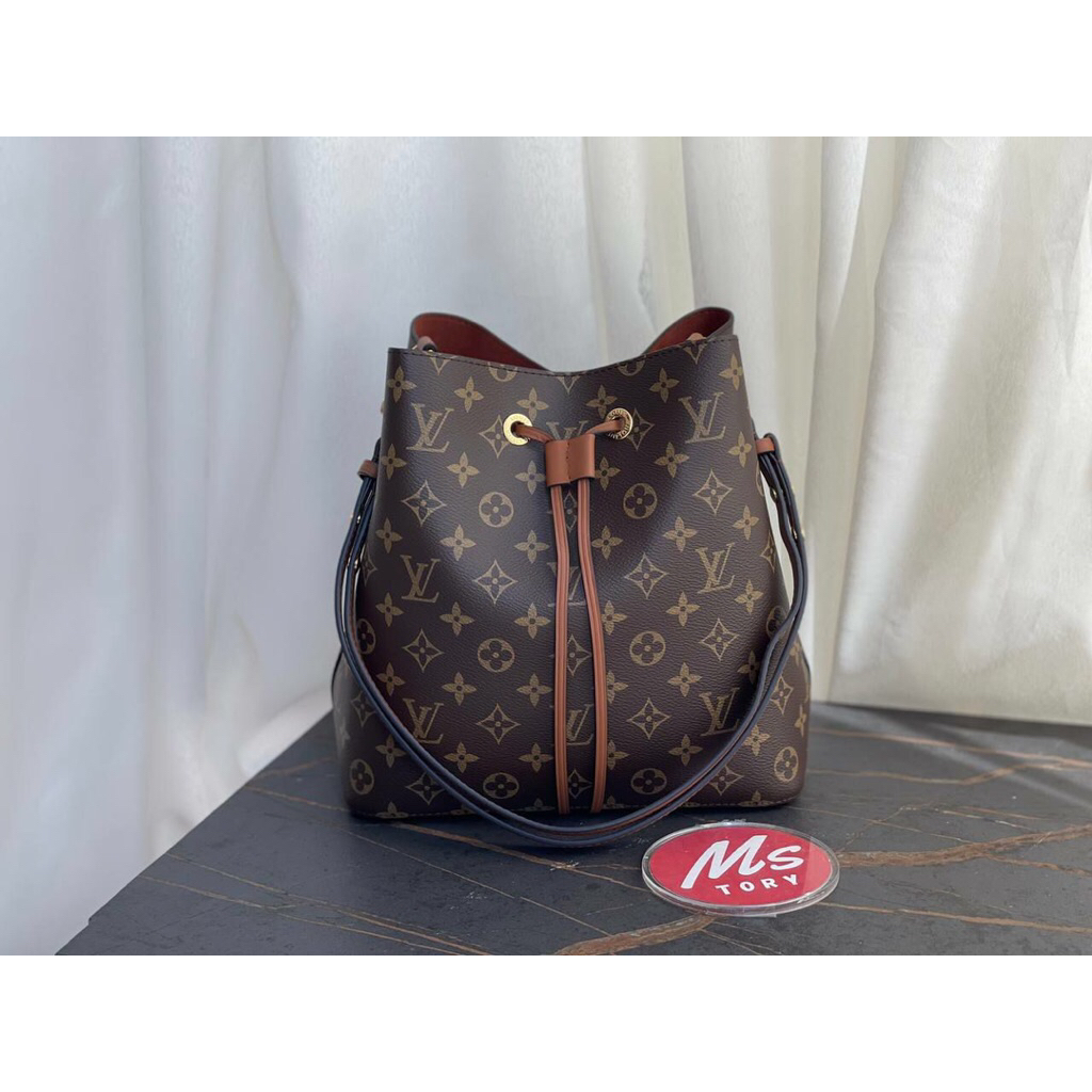 TAS WANITA  NEO NOE SIZE25
