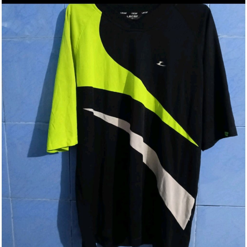 lecaf kaos olahraga lengan pendek