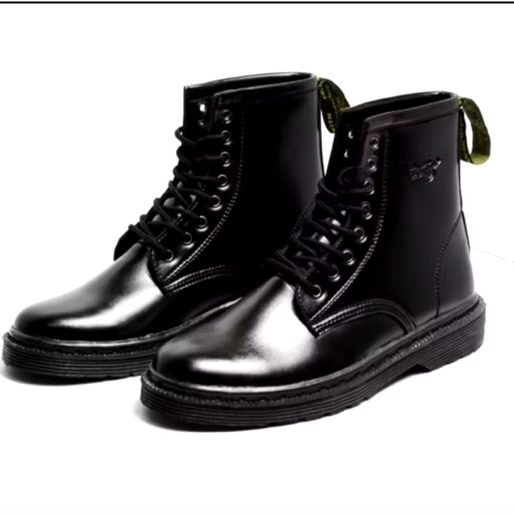 sepatu pria wanita dokmart dr.martens 8holl cklasik sepatu dr.martens formal casual.