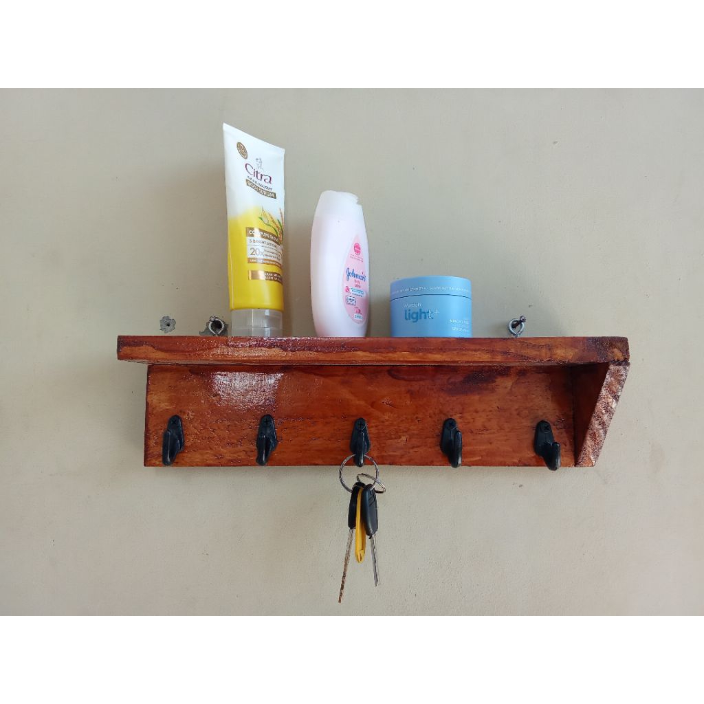 gantungan rak tempat cantolan baju pakaian dinding estetik minimalis bahan kayu