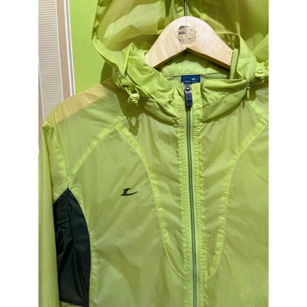 Jaket Running lecaf size L